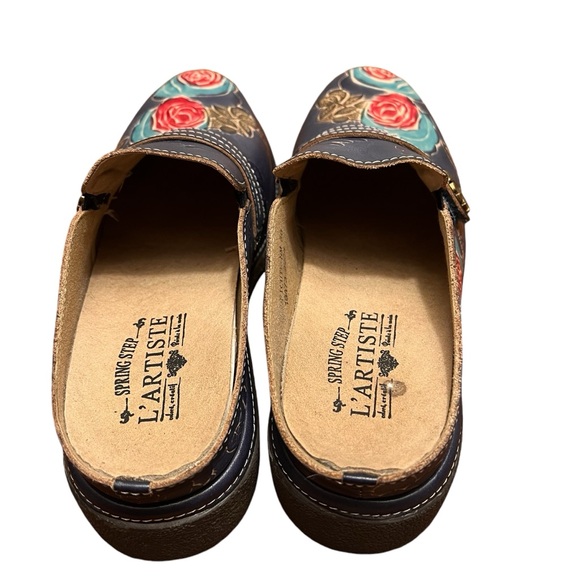 L'Artiste by Spring Step Floral Mule - Picture 6 of 8